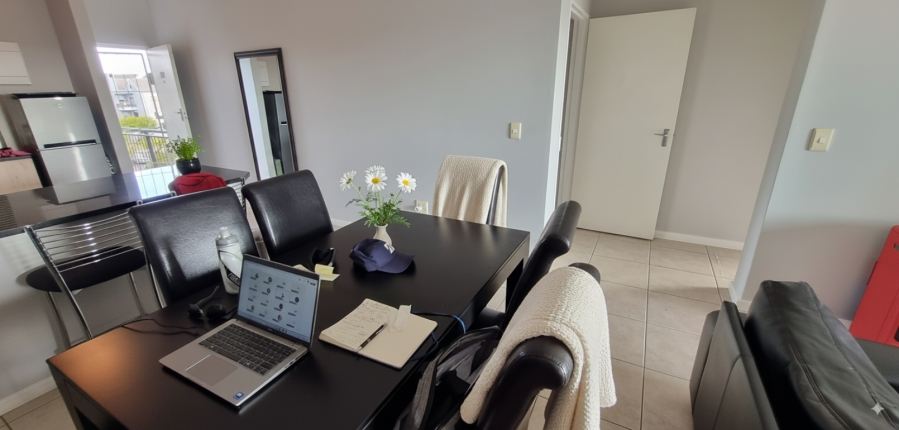 To Let 2 Bedroom Property for Rent in Royal Ascot Western Cape